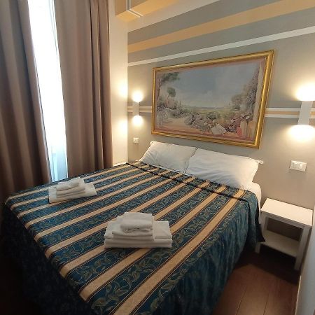 Rome Travellers Hotel Exterior foto