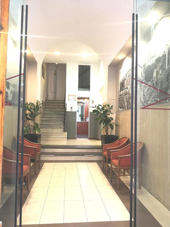 Rome Travellers Hotel Exterior foto