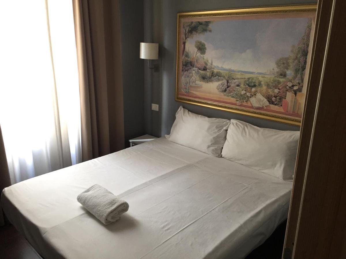 Rome Travellers Hotel Exterior foto