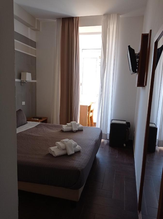 Rome Travellers Hotel Exterior foto